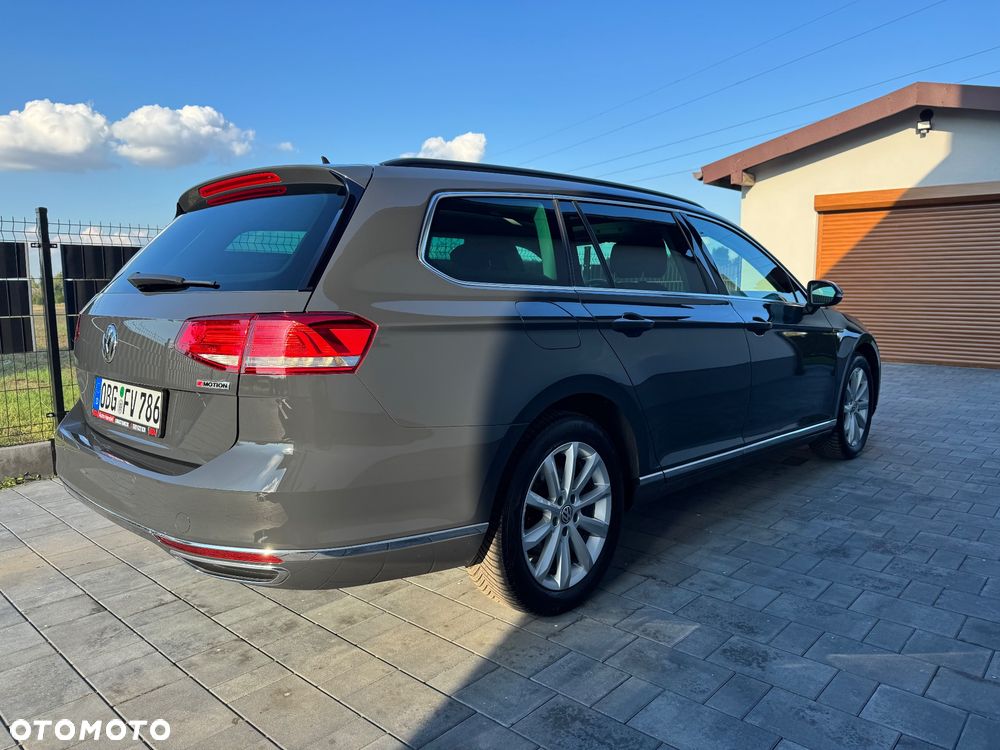 Volkswagen Passat Variant 2.0 TDI SCR DSG 4Motion Elegance - 9