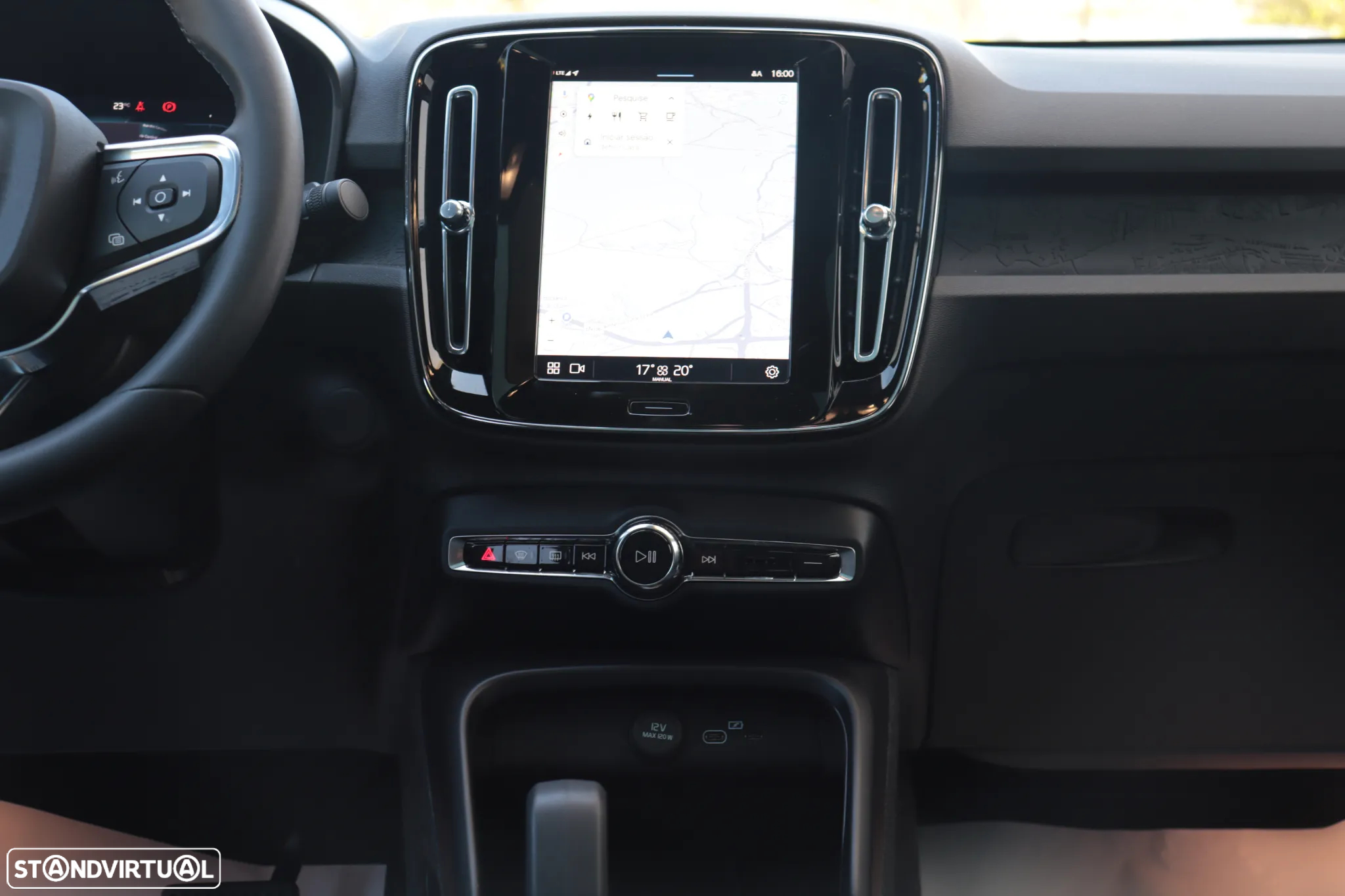 Volvo C40 Recharge Core - 17