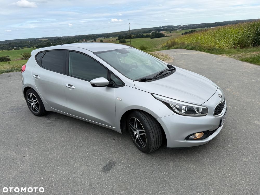 Kia Ceed 1.6 CRDi M - 10