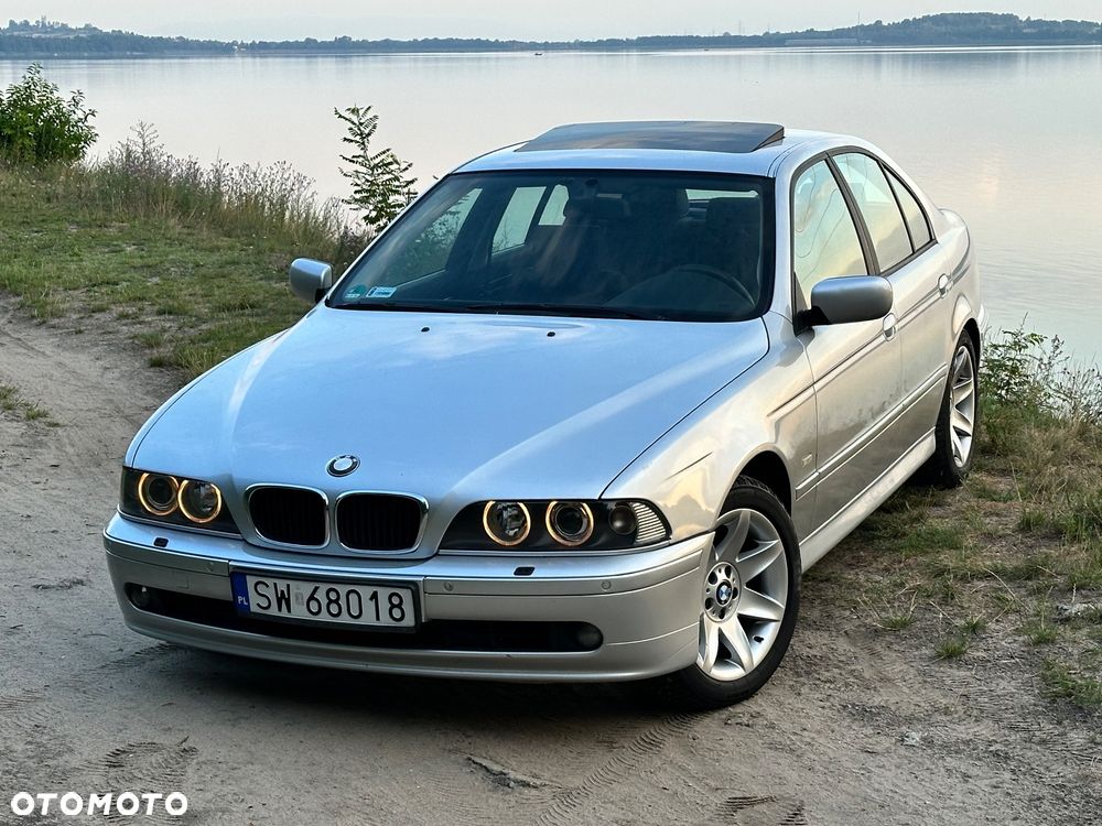 BMW Seria 5 520i - 40