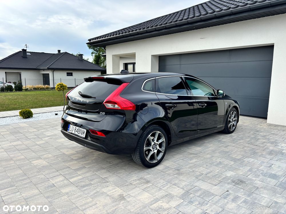 Volvo V40 D2 Ocean Race - 11