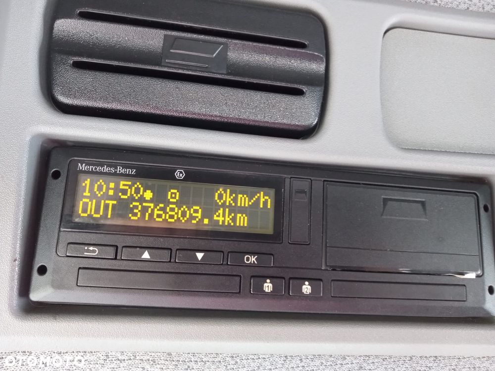 Mercedes-Benz Atego 824L - 8