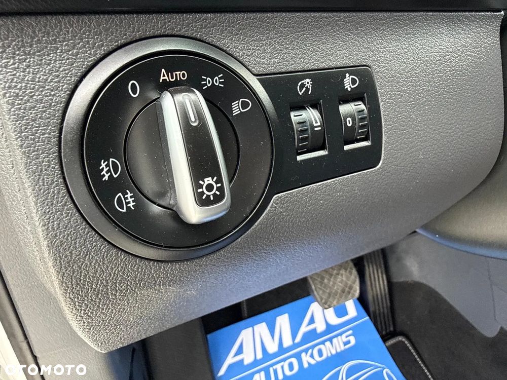 Volkswagen Touran 2.0 TDI DPF DSG Life - 21