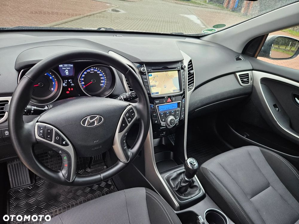 Hyundai i30 blue 1.6 GDI Trend - 9
