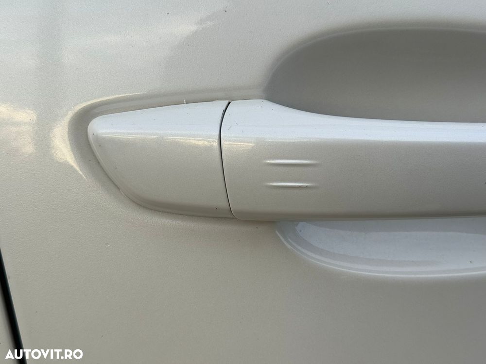 Peugeot 3008 BlueHDi 120 EAT6 Stop & Start Allure - 26