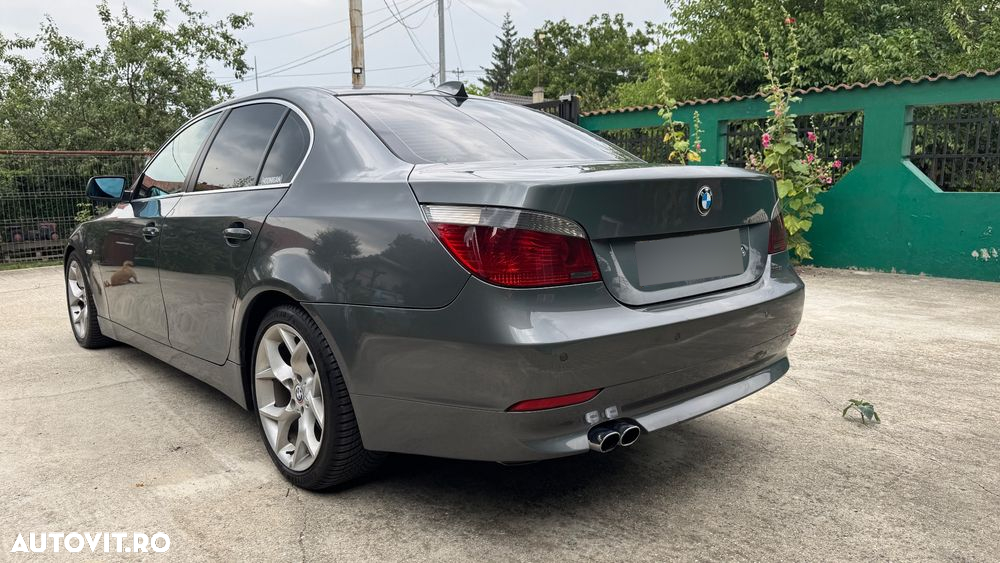 BMW Seria 5 525d - 5