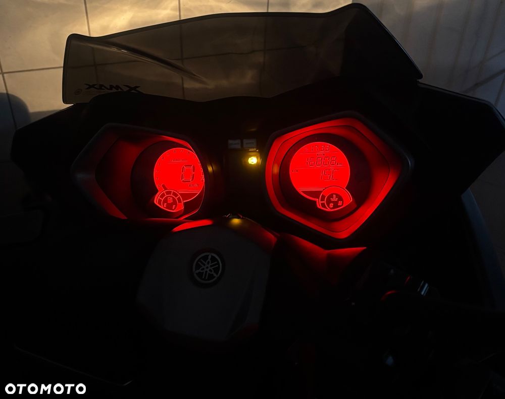 Yamaha X-max - 6