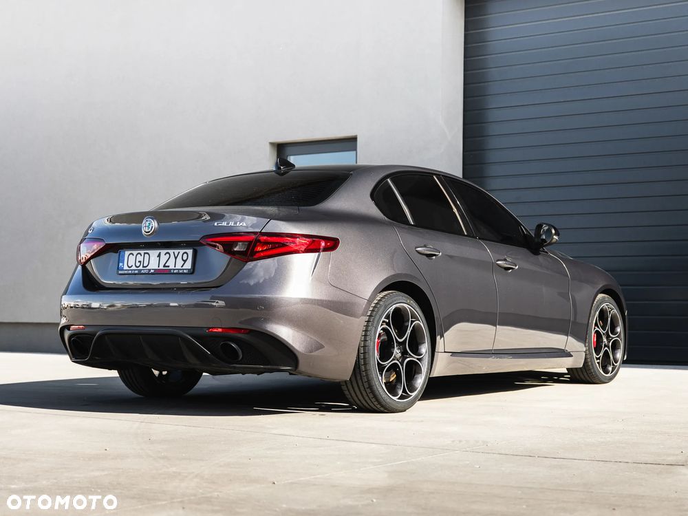 Alfa Romeo Giulia 2.0 Turbo Veloce - 4