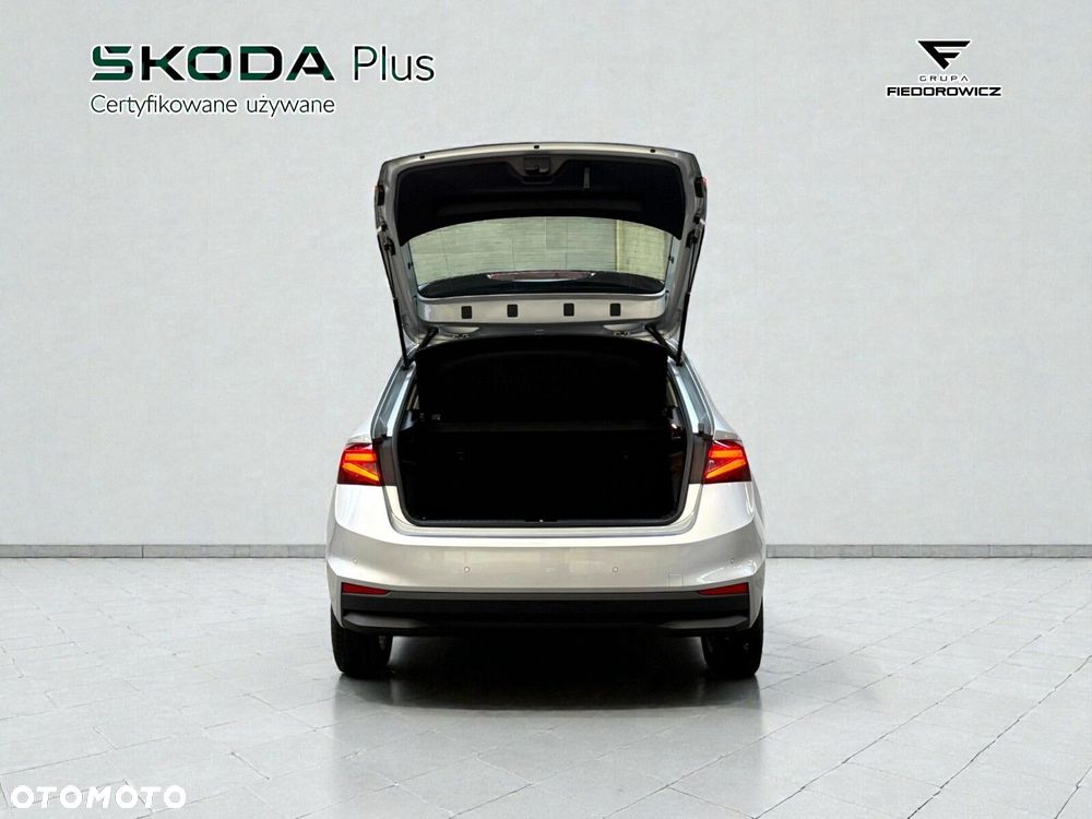 Skoda Fabia 1.0 TSI Ambition - 11
