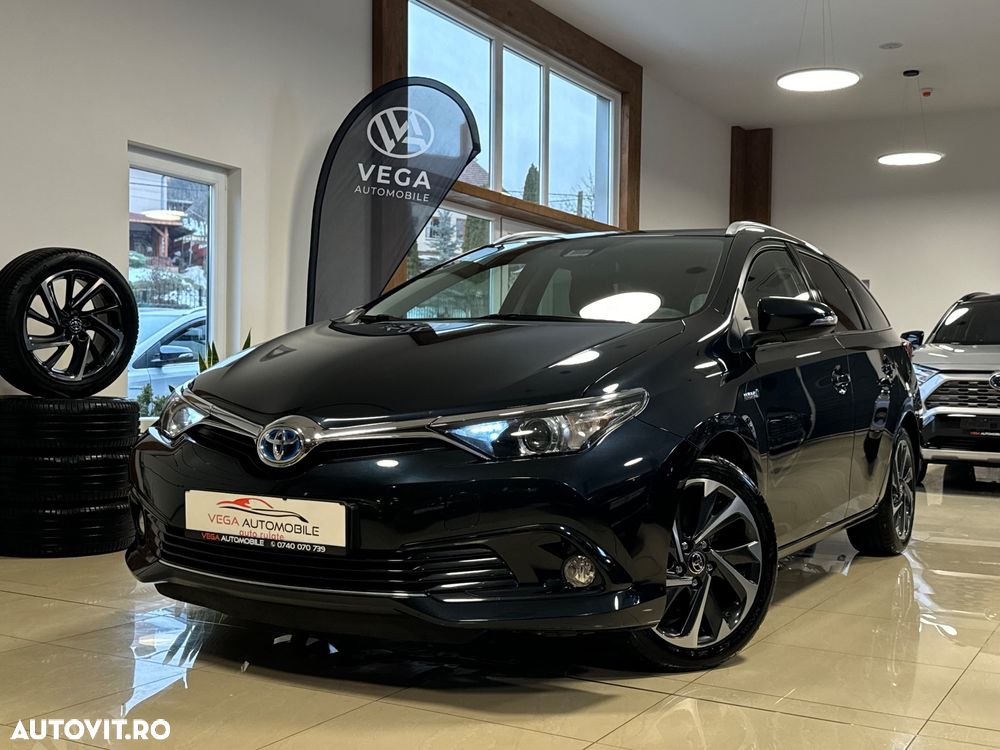 Toyota Auris 1.8 VVT-i Automatik Team Deutschland - 1