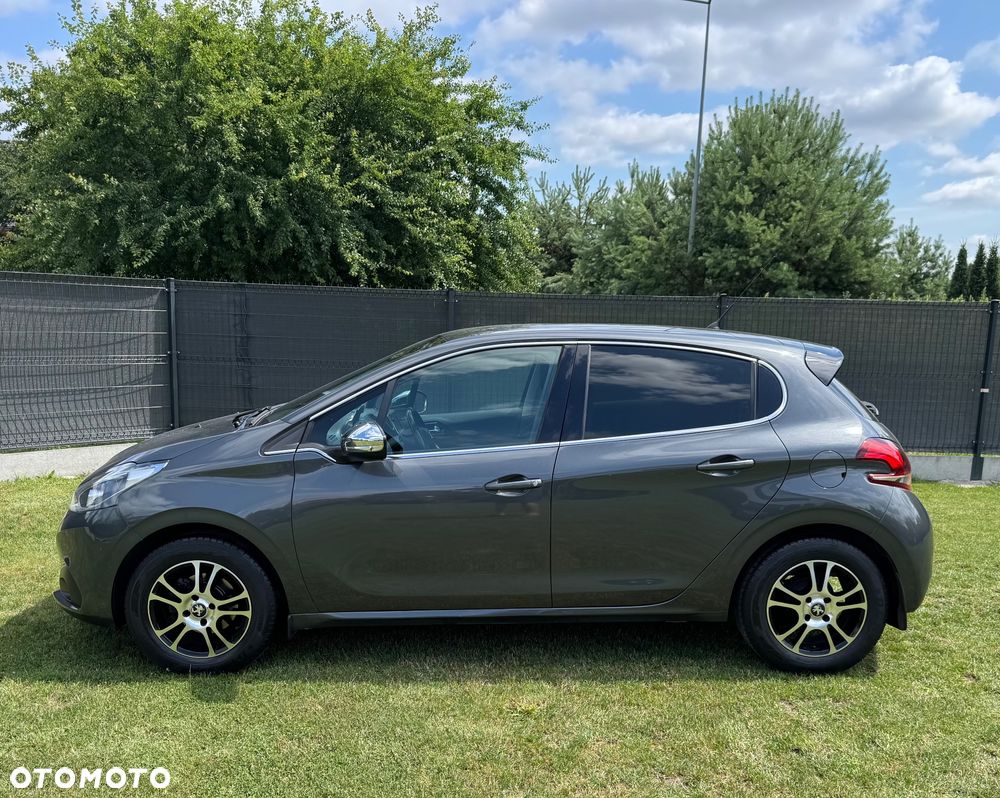 Peugeot 208 PureTech 82 Allure - 1