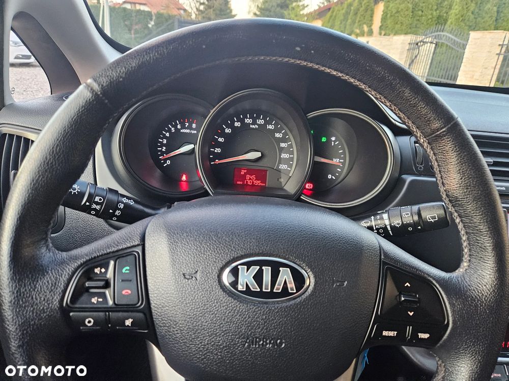 Kia Rio 1.4 Platinum Edition - 37