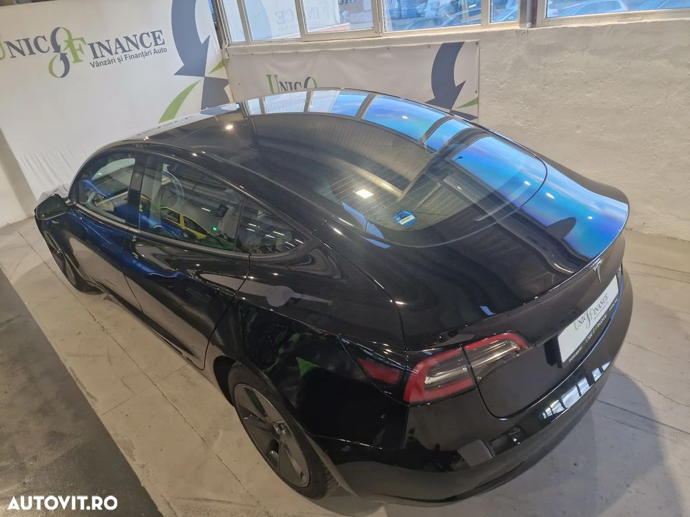 Tesla Model 3 Langstreckenbatterie Allradantrieb Dual Motor - 10
