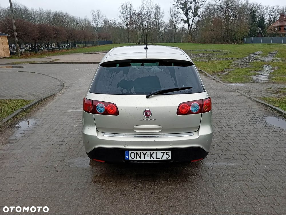 Fiat Croma 1.9 JTD Dynamic - 3
