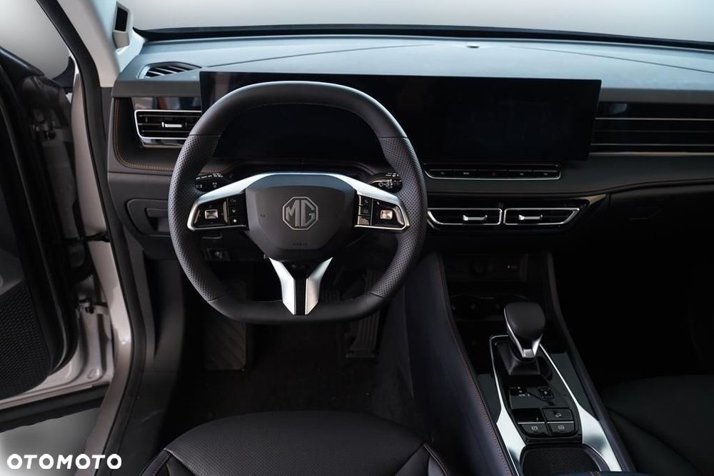 MG HS 1.5T HEV+ Exclusive - 16