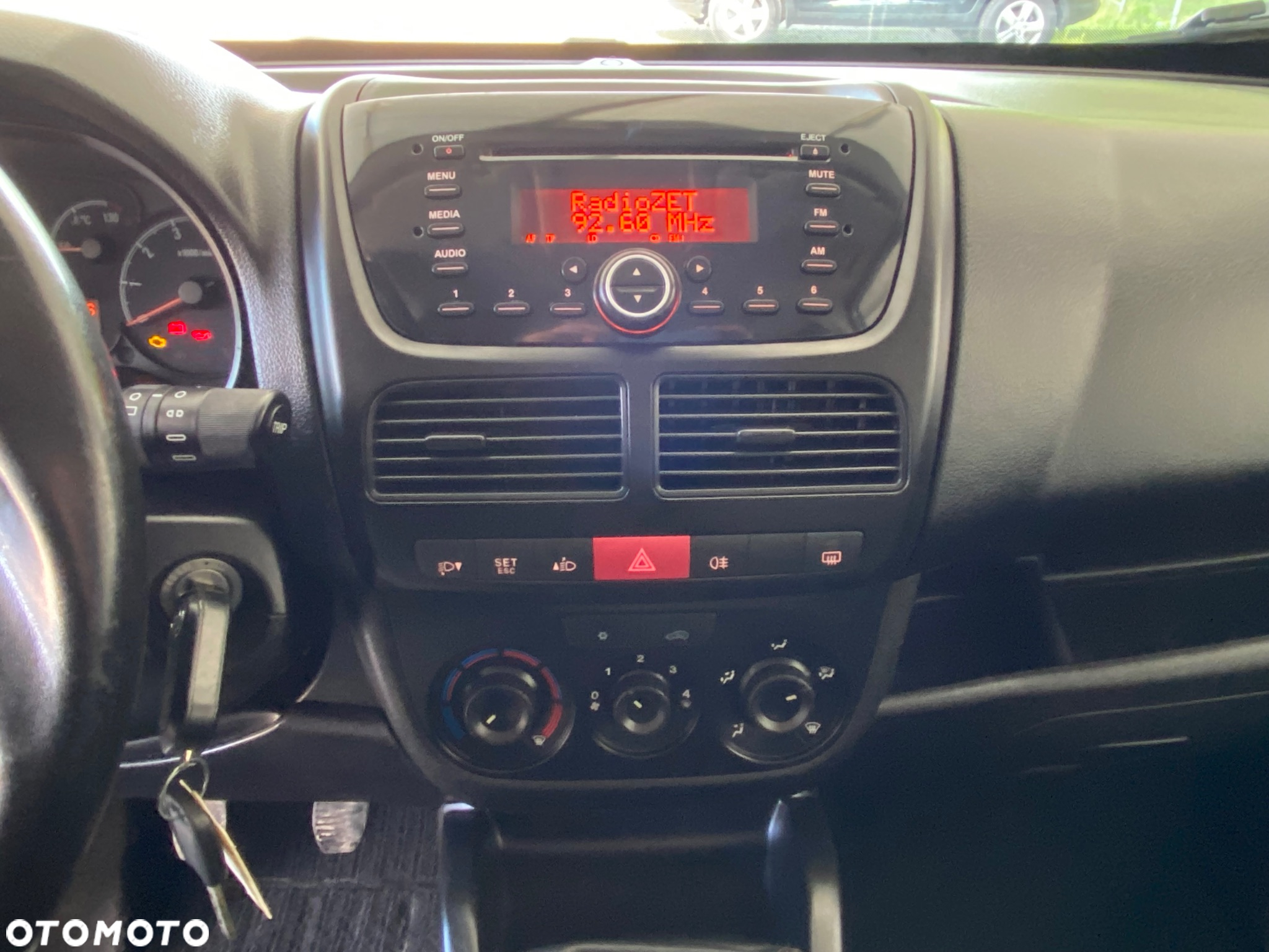 Opel Combo Tour 1.6 CDTI Cosmo - 22