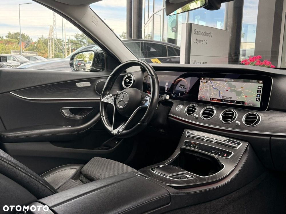 Mercedes-Benz Klasa E 220 d AMG - 14
