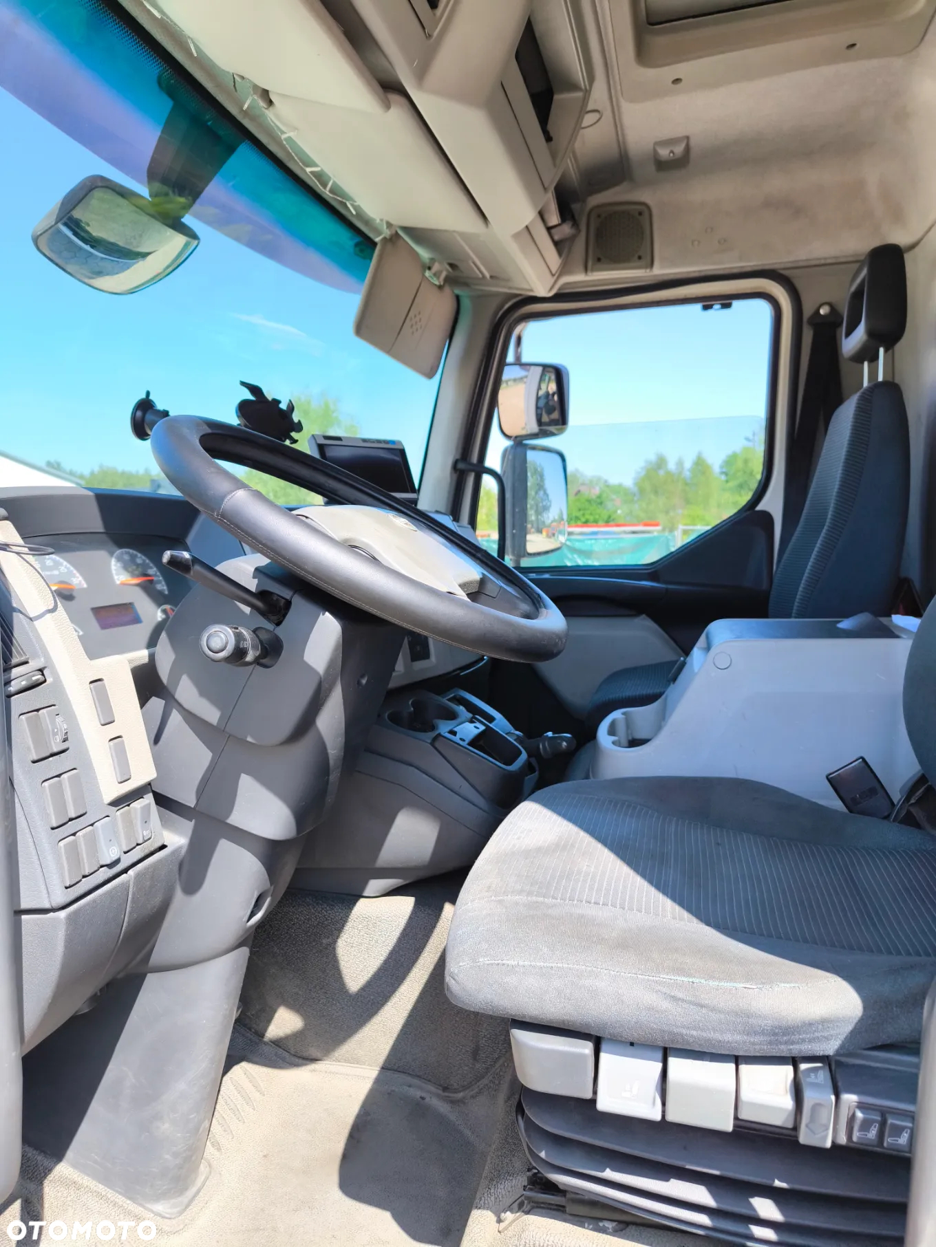 Volvo FL - 7