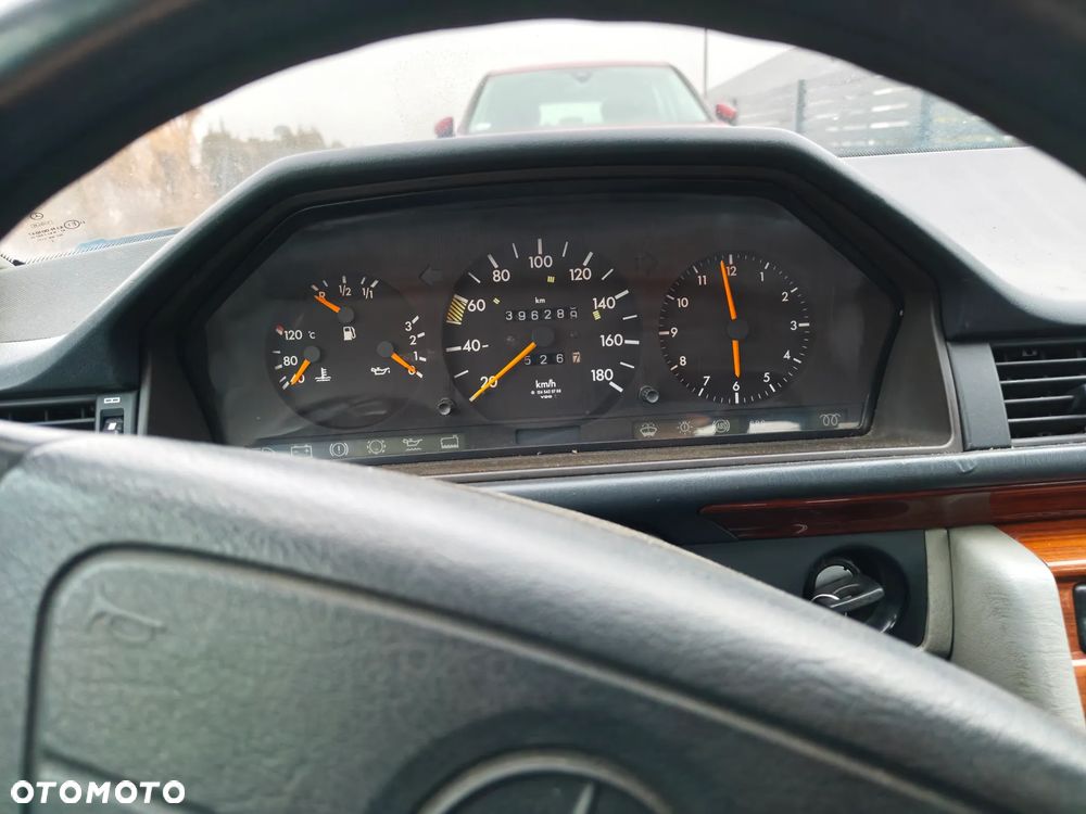 Mercedes-Benz W124 (1984-1993) - 3