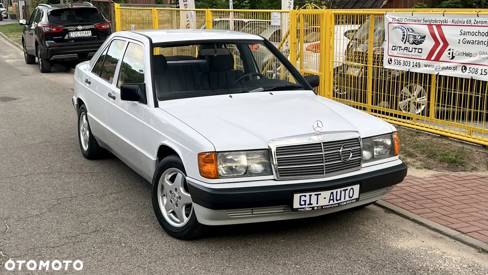Mercedes-Benz W201 (190) - 10