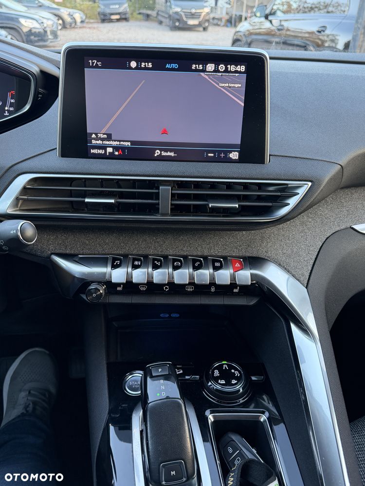 Peugeot 3008 - 17