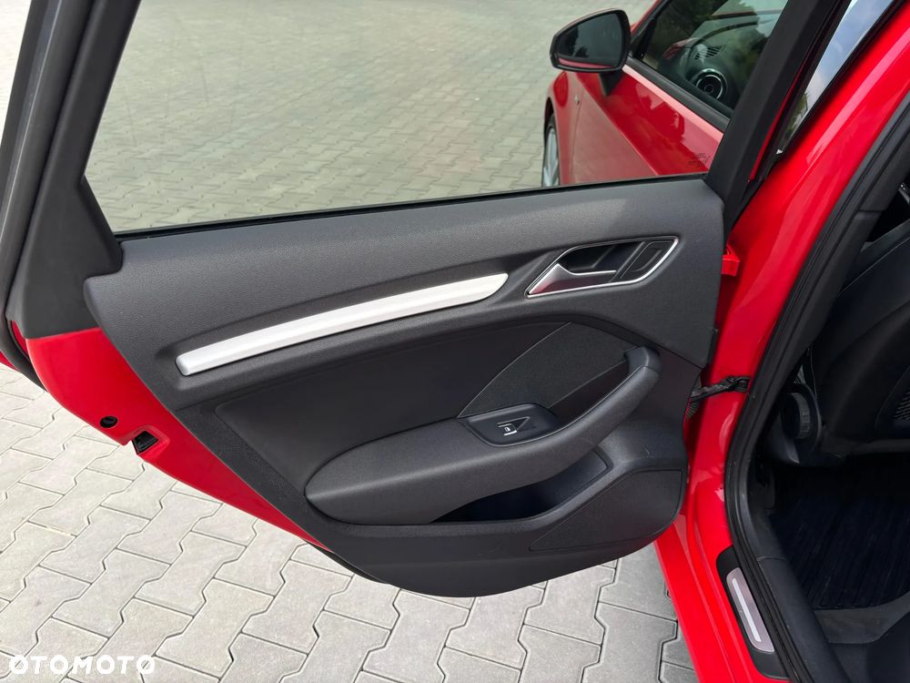 Audi A3 Sportback 2.0 TDI (clean diesel) S line Sportpaket - 20