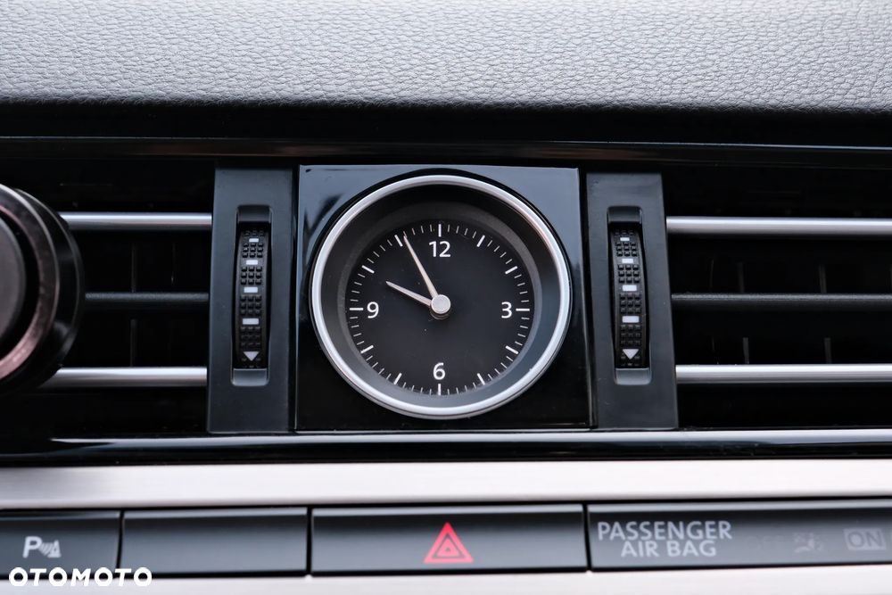 Volkswagen Passat - 24