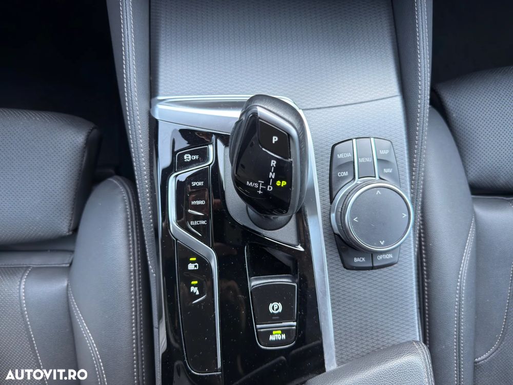 BMW Seria 5 530e xDrive Aut. M Sport Edition - 9