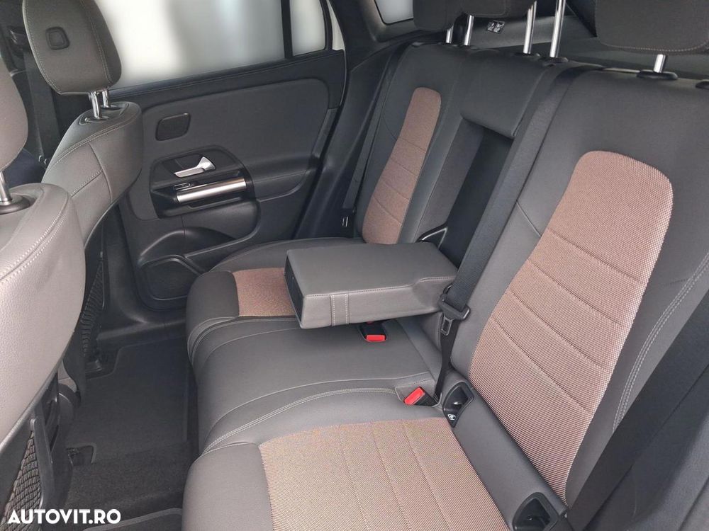 Mercedes-Benz EQA 250+ - 29