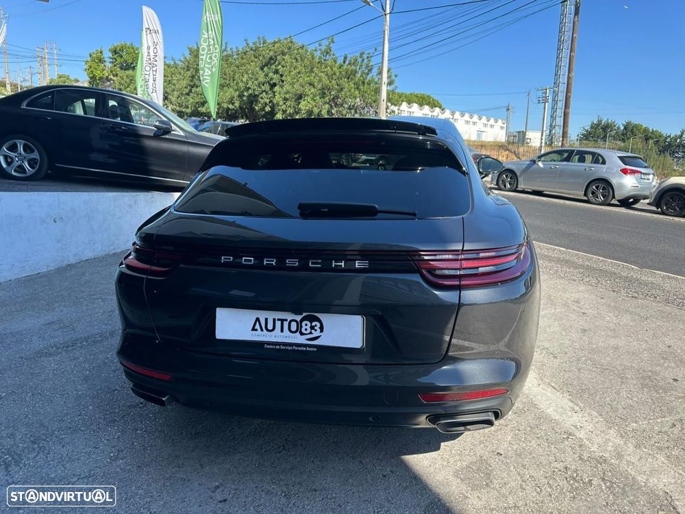 Porsche Panamera Sport Turismo 4 E-Hybrid - 4