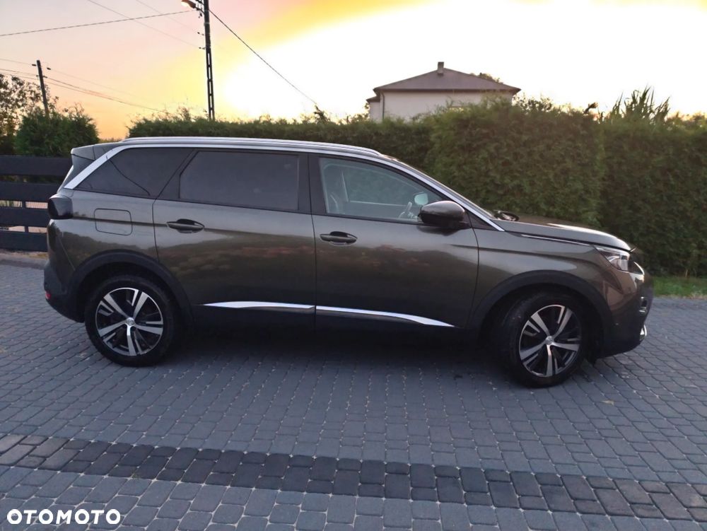Peugeot 5008 1.6 PureTech Allure S&S EAT8 - 9