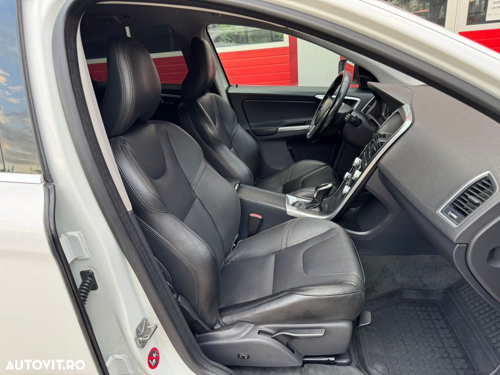 Volvo XC 60 D4 Geartronic Momentum - 7