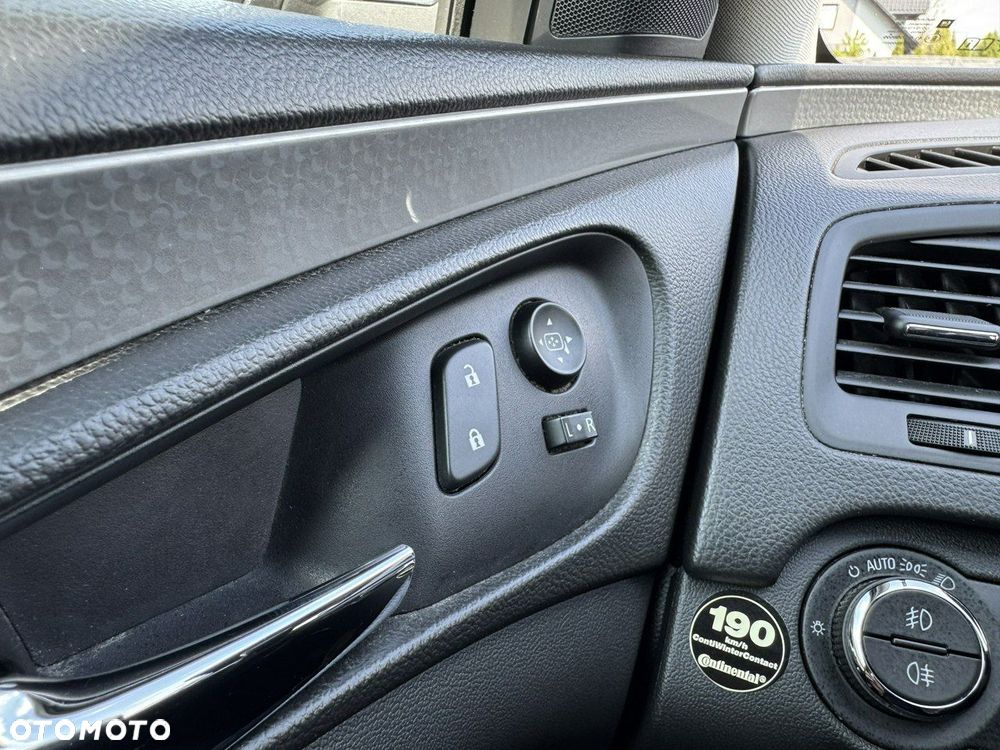 Opel Insignia 1.6 SIDI Turbo ecoFLEX Start/Stop Edition - 16