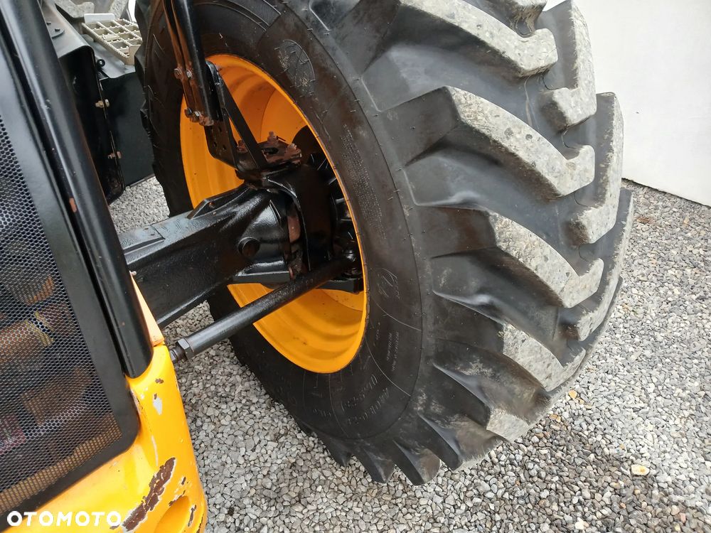 JCB 4CX/JOYSTICK/NOWE OPONY - 31