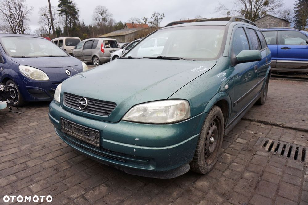 OPEL ASTRA II G KOMBI 2001 Z387 1.6 16V Z16XE 100KM ZIELONY na części - 1