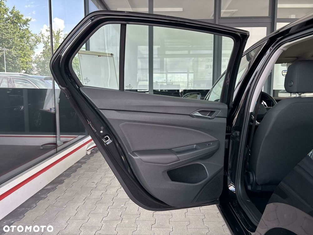 Volkswagen Golf VIII 1.0 TSI Life - 12