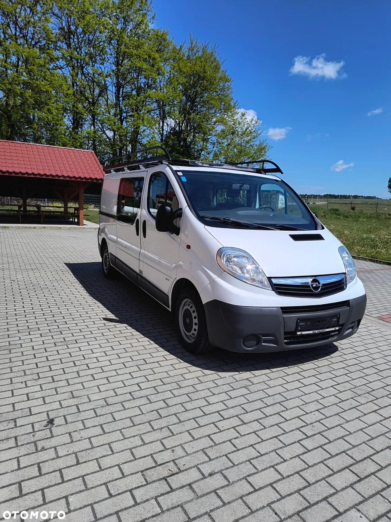Opel Vivaro - 1
