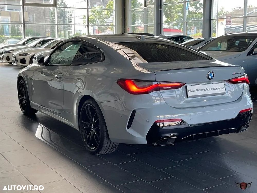 BMW M4 M440i xDrive - 5