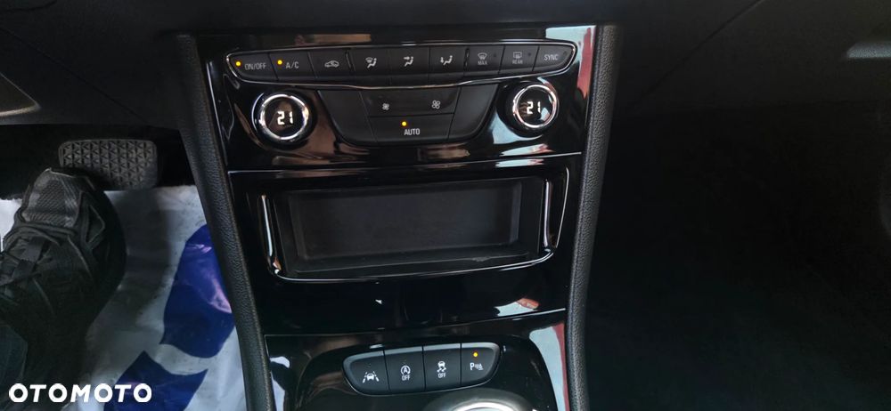 Opel Astra 1.6 D Start/Stop Automatik Dynamic - 28