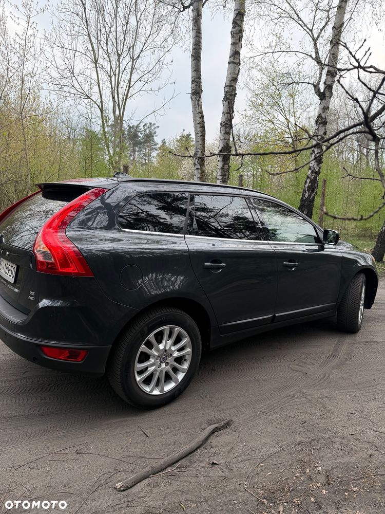 Volvo XC 60 - 4