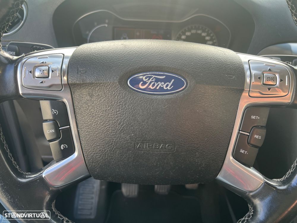 Ford S-Max 2.0 TDCi Titanium 7L - 12