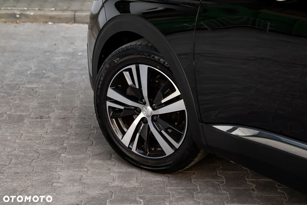 Peugeot 3008 1.2 PureTech GT S&S - 12