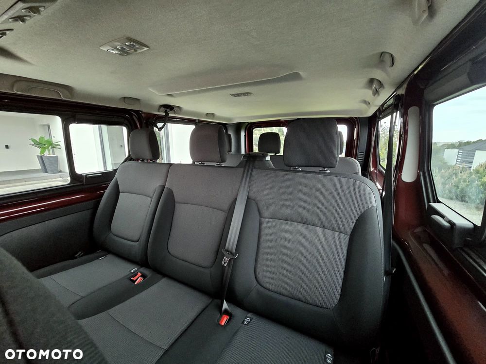 Renault Trafic - 25