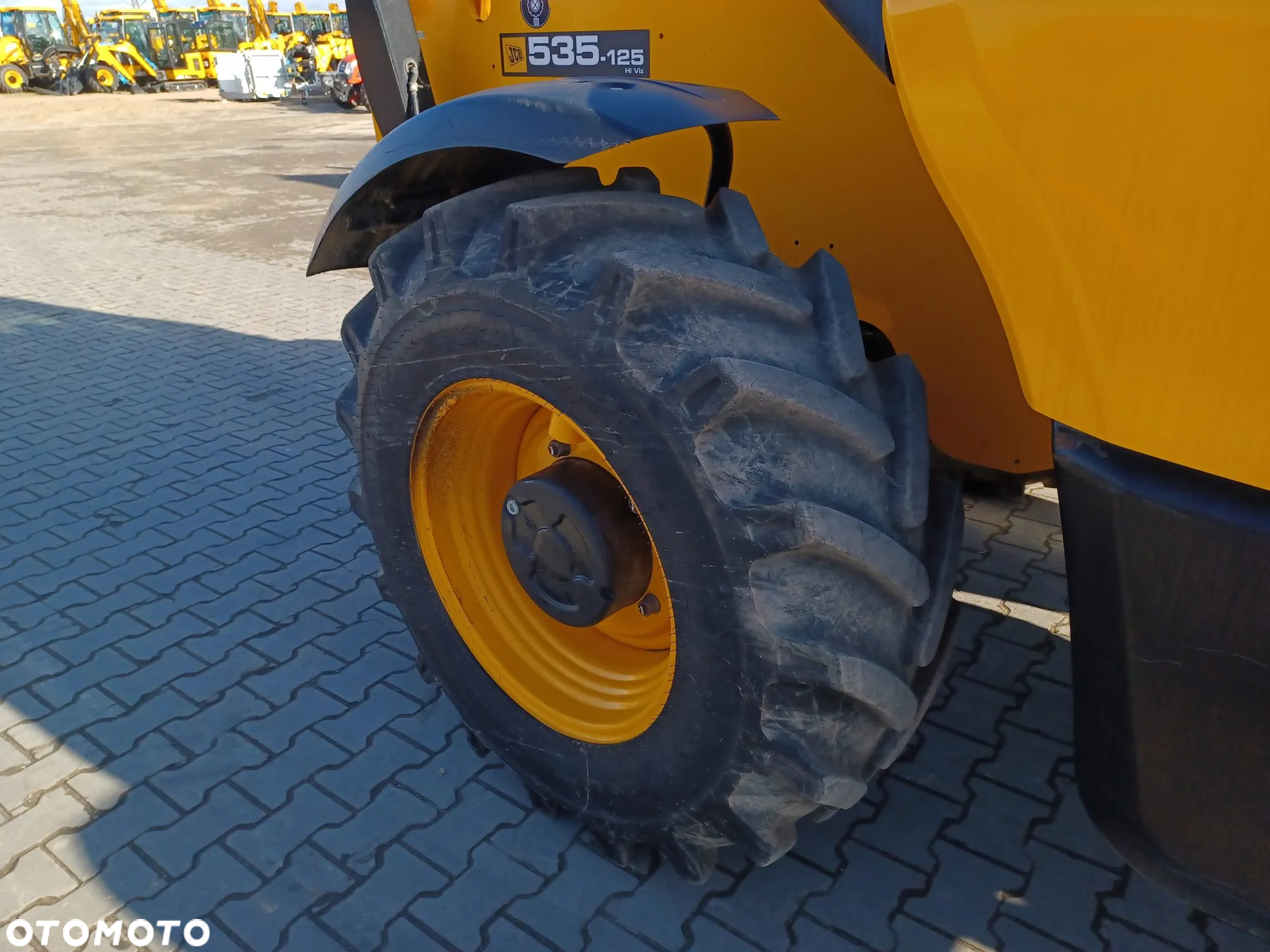 JCB 535-125 - 12