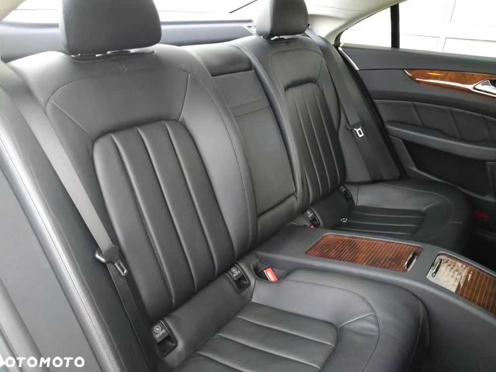 Mercedes-Benz CLS - 11