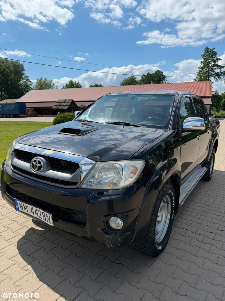 Toyota Hilux - 14