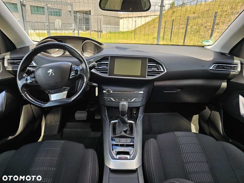 Peugeot 308 BlueHDi 150 EAT6 Stop & Start Business-Line - 20