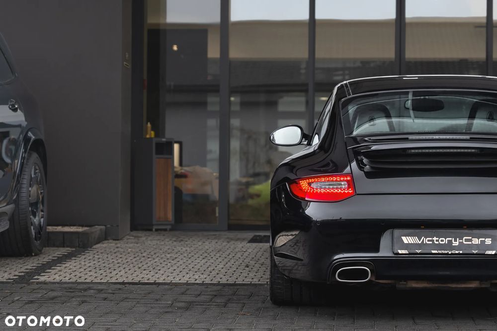 Porsche 911 Carrera PDK - 23