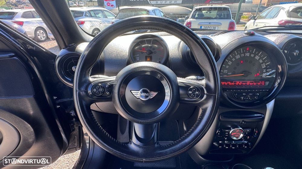 MINI Countryman Cooper D - 24