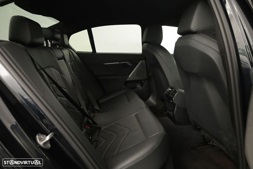 BMW 520 d Pack Desportivo M - 24